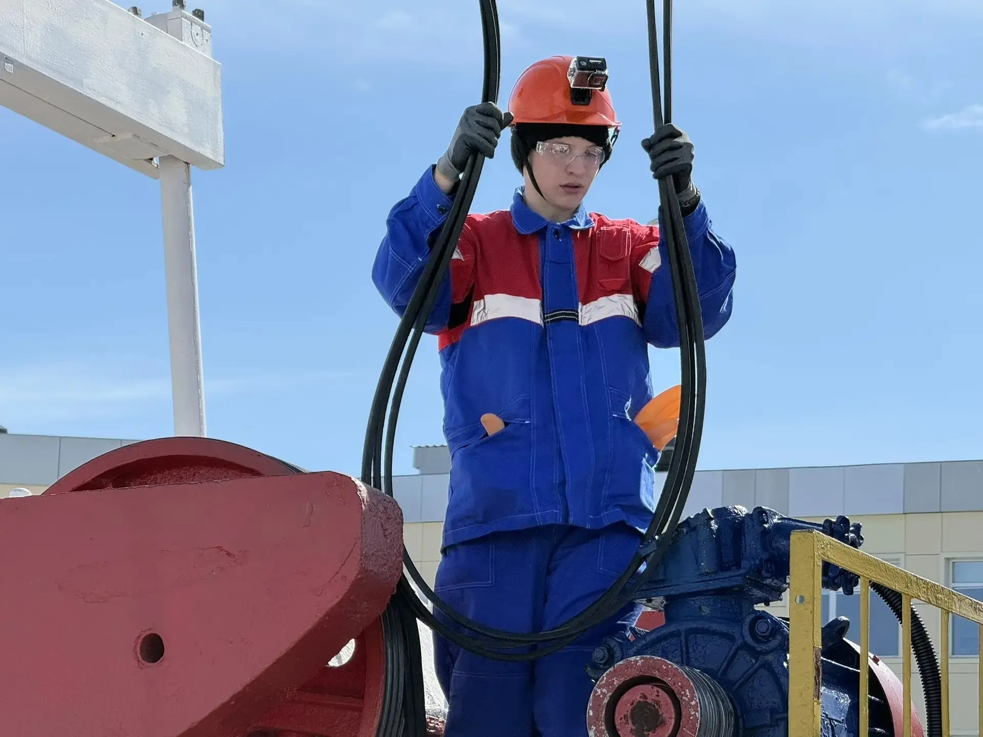 Внимание – на нефтяной промысел!