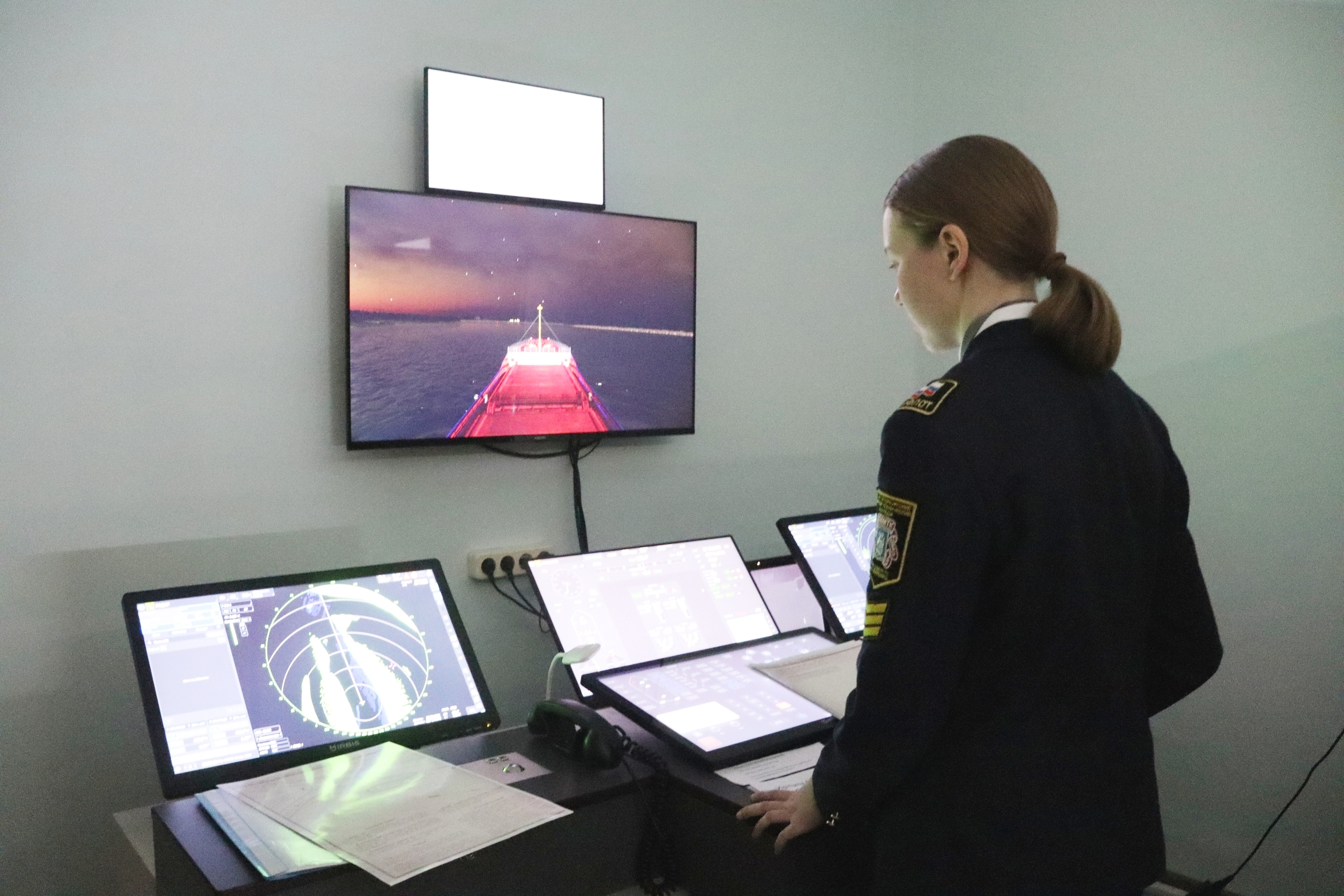 В сердце – море, в руках – медаль!