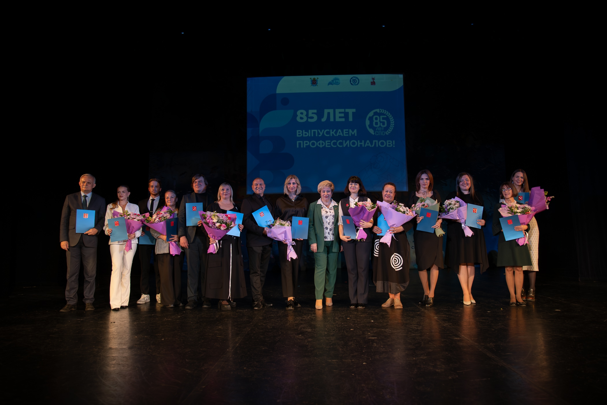 Они мудрые, опытные и авторитетные