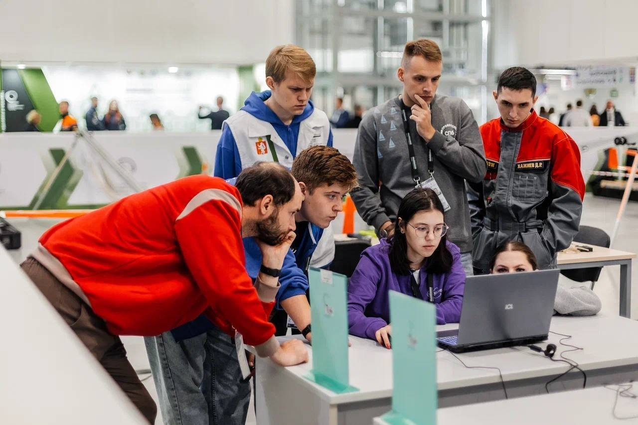 Дмитрий Чернышенко: Рекордное количество студентов заявлено на участие в региональном этапе Чемпионата «Профессионалы»