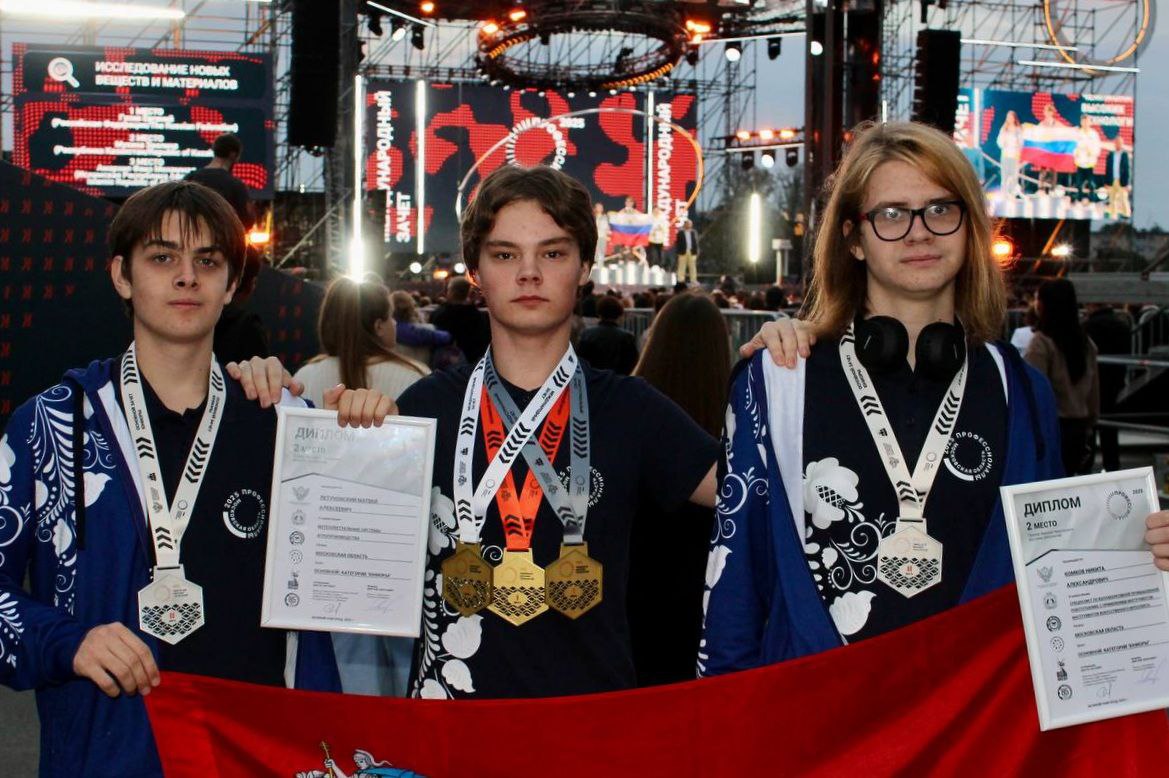 Упорство и труд к большим победам приведут